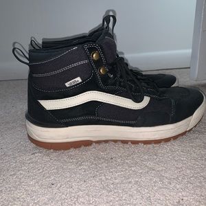 Vans Ultra Range EXO MTE shoes